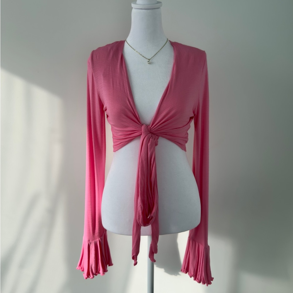 Fashion Nova Pink Tie-Front Deep V Long Sleeve Crop Top with Shoulder Pads